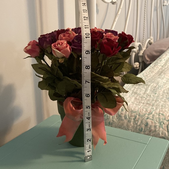 Faux Roses in Flower Pot - Picture 6 of 6